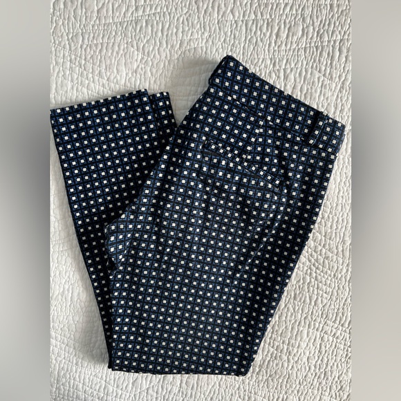 🌸3for$50 - Banana Republic SLOAN fit skinny pants, size 2P - Picture 4 of 9